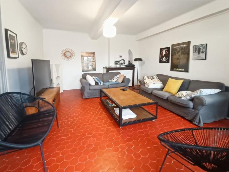 Maison - 184 m² - 7 pièces