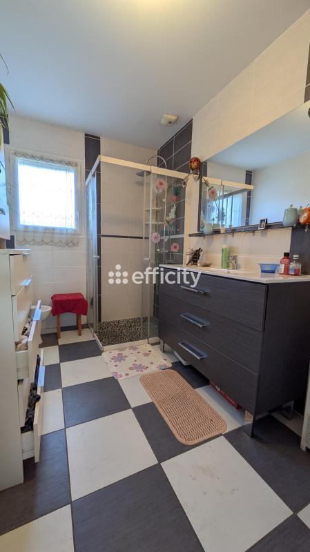 Maison - 103 m² - 4 pièces