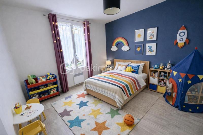 Maison traditionnelle - 112 m² - 6 pièces