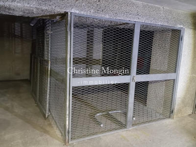 Parking / Garage - 14 m²