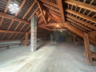 Maison - 175 m² - 5 pièces