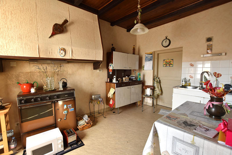 Corps de ferme - 357 m² - 14 pièces