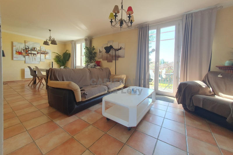 Maison - 135 m² - 6 pièces