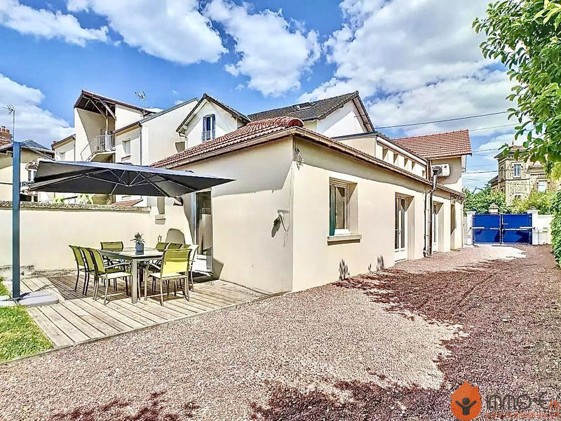 Maison - 150 m² - 6 pièces