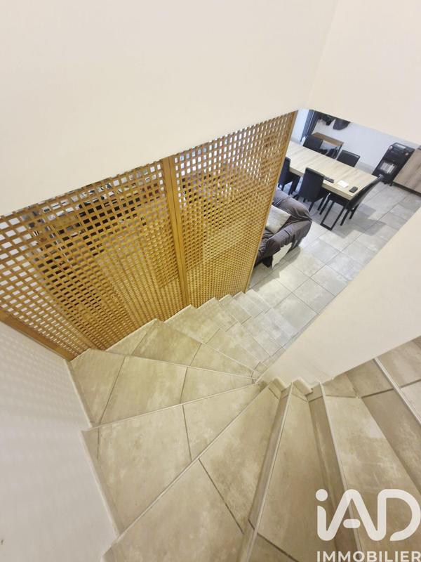 Maison - 94 m² - 4 pièces