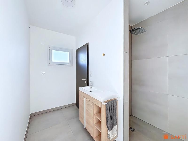 Maison - 208 m² - 5 pièces