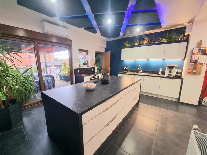 Maison - 129 m² - 5 pièces