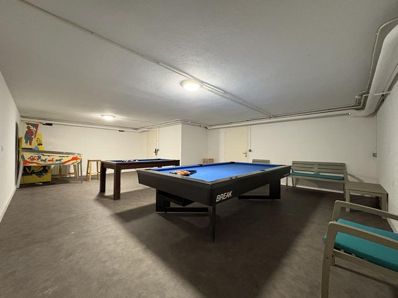 Maison - 500 m² - 9 pièces