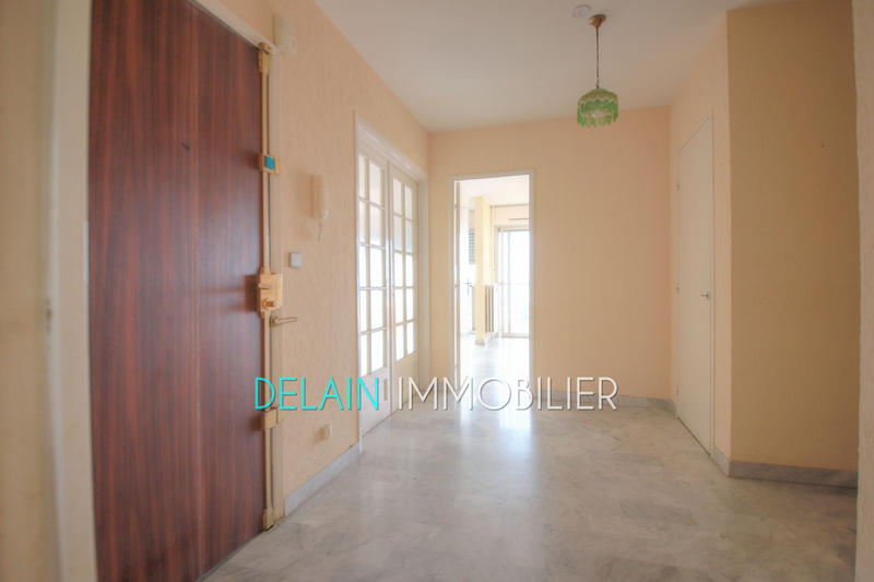 Appartement - 83 m² - 4 pièces