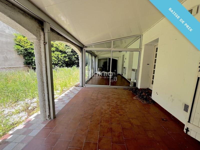 Maison - 220 m² - 5 pièces