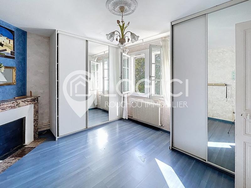 Maison - 207 m² - 7 pièces