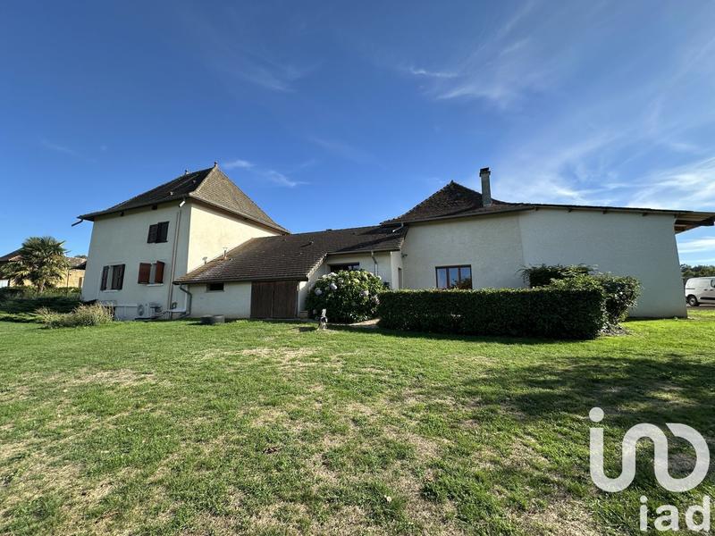 Maison - 180 m² - 8 pièces
