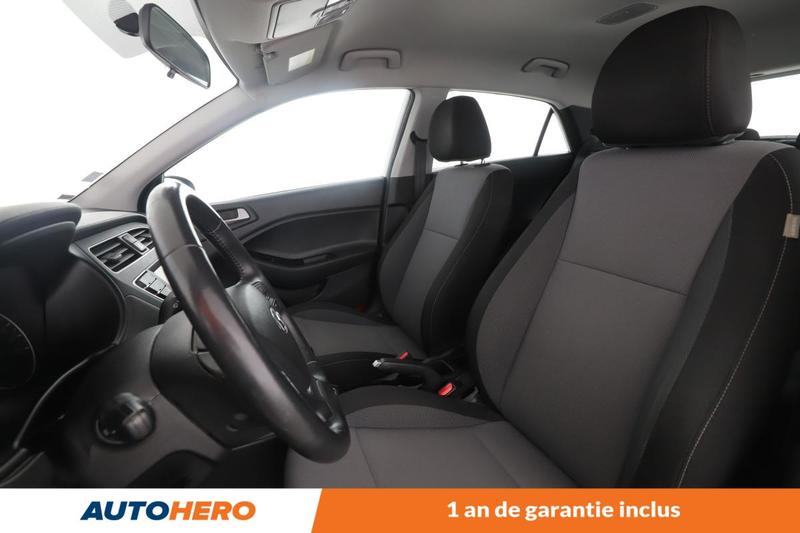 Hyundai i20 1.2 Initia 75 ch