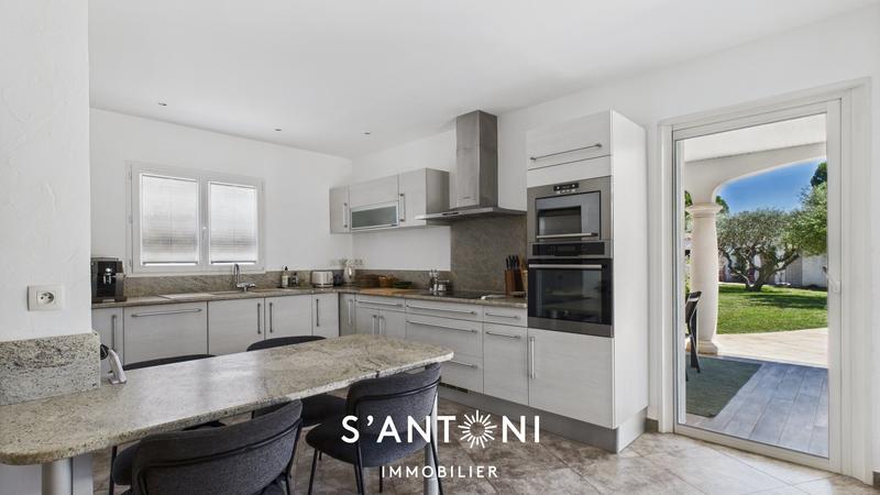 Maison - 144 m² - 4 pièces