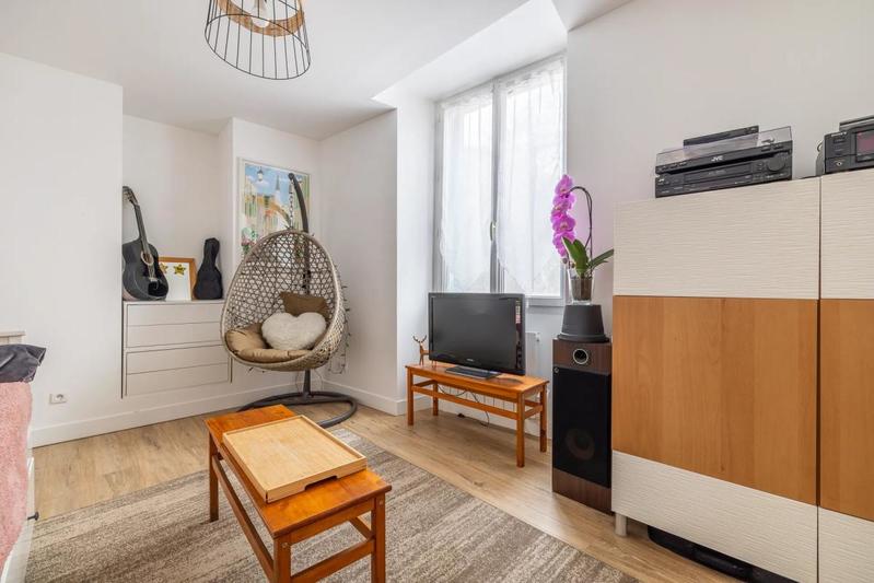 Appartement - 95 m² - 4 pièces