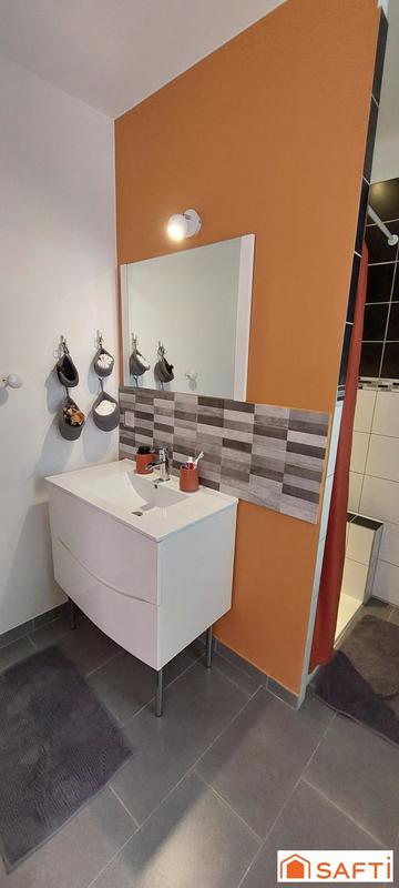 Propriété - 170 m² - 6 pièces