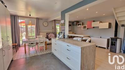 Maison - 123 m² - 6 pièces