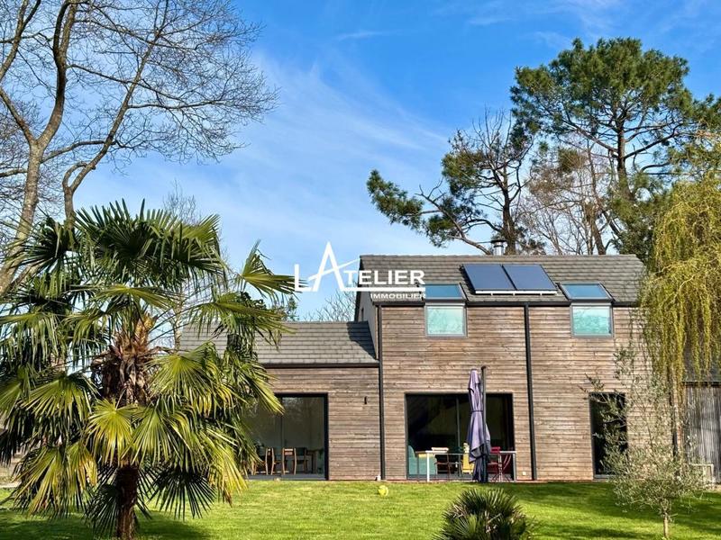 Maison - 146 m² - 5 pièces