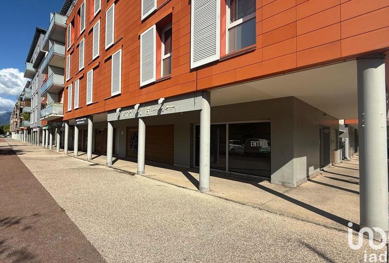 Local commercial - 136 m²