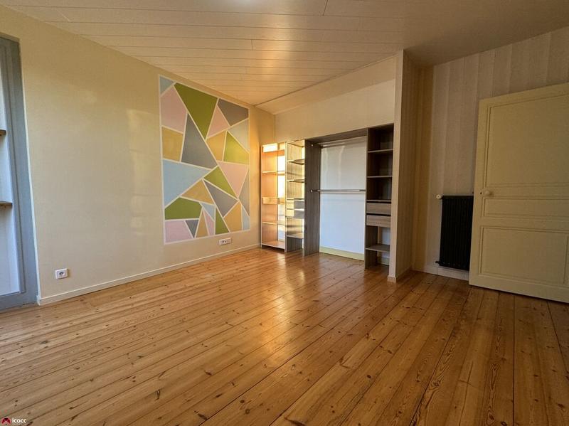 Maison - 136 m² - 5 pièces