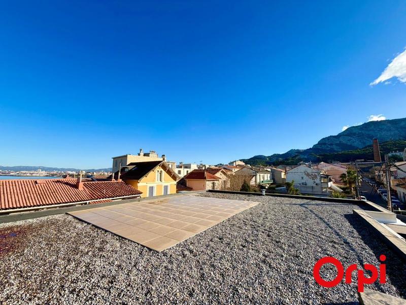 Maison - 236 m² - 6 pièces