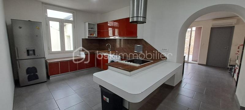 Immeuble - 175 m² - 6 pièces