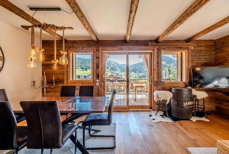 Appartement - 90 m² - 3 pièces