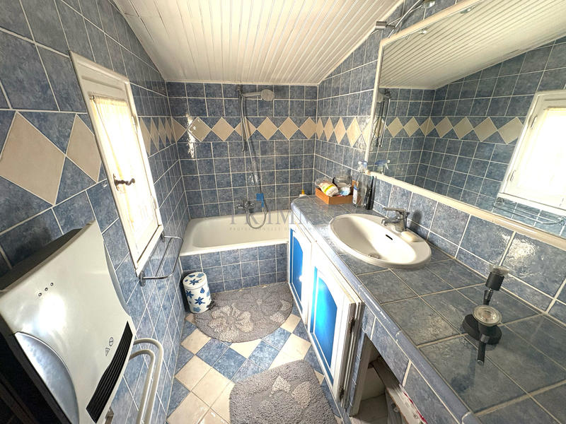 Villa - 167 m² - 8 pièces