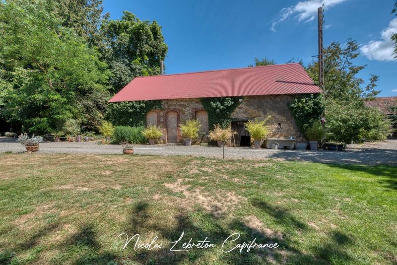 Maison - 187 m² - 8 pièces