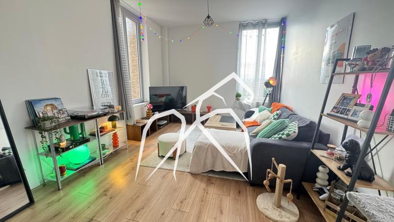 Appartement ancien - 54 m² - 3 pièces