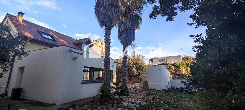 Maison - 363 m² - 12 pièces