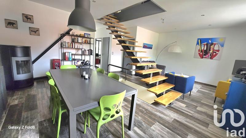 Maison - 205 m² - 8 pièces