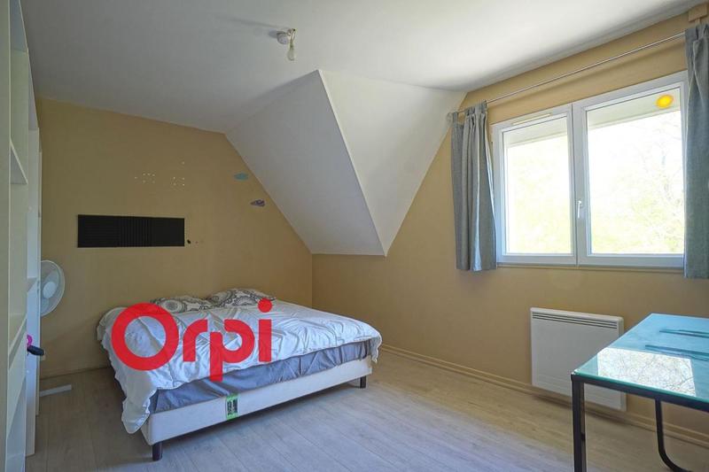 Maison - 185 m² - 5 pièces