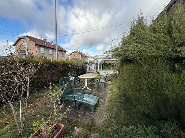 Maison - 107 m² - 6 pièces