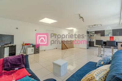 Appartement - 146 m² - 6 pièces