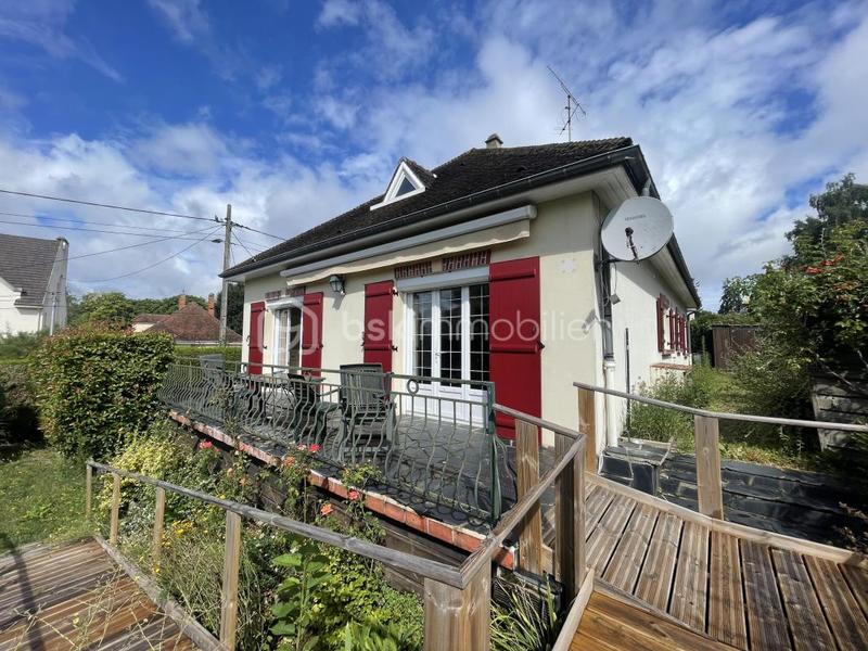 Maison traditionnelle - 169 m² - 7 pièces