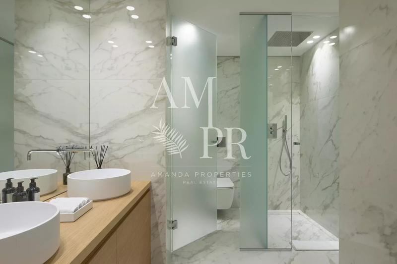 Villa sur toit - 143 m² - 4 pièces