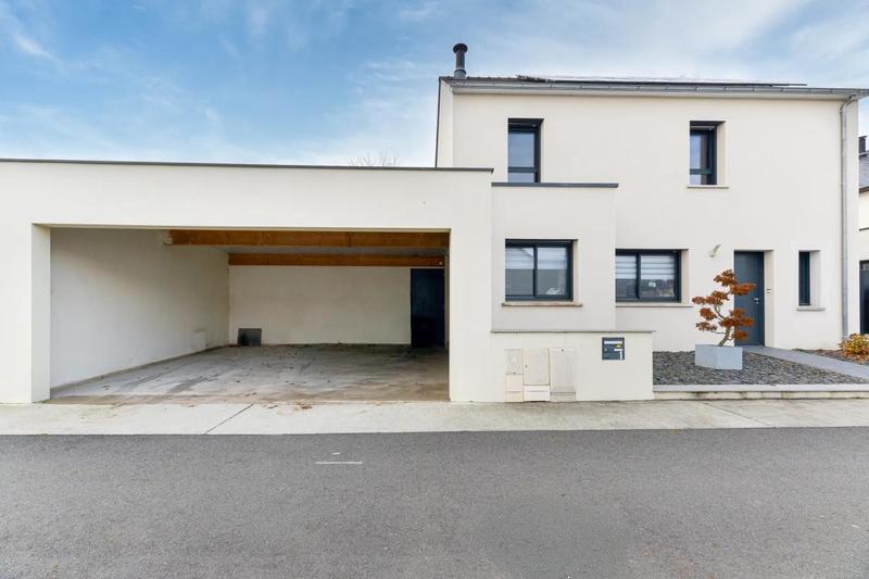 Maison - 127 m² - 6 pièces
