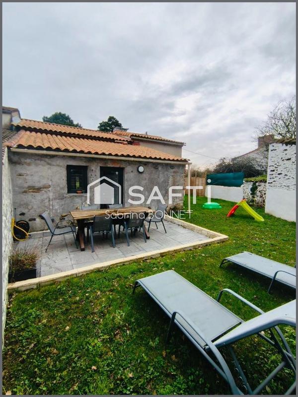 Maison - 100 m² - 4 pièces