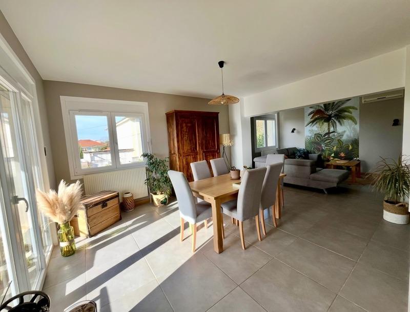 Maison - 145 m² - 5 pièces