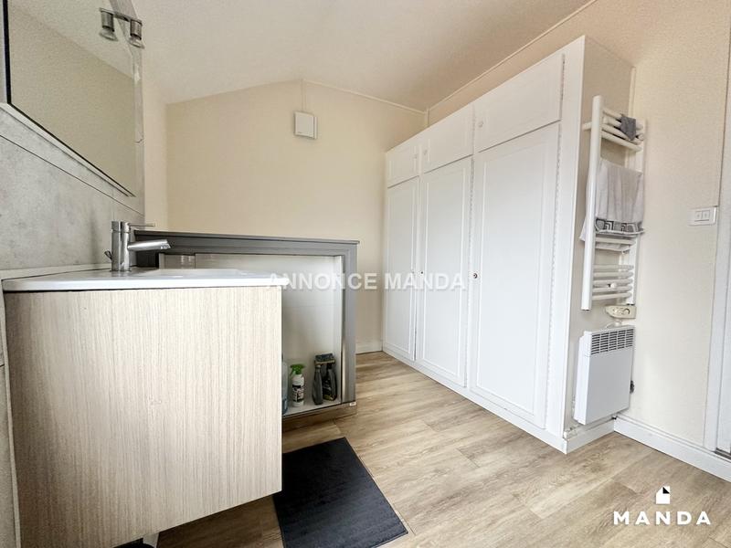 Appartement - 75 m² - 3 pièces