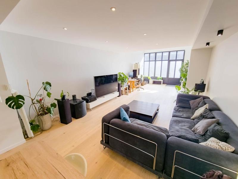 Maison - 180 m² - 6 pièces