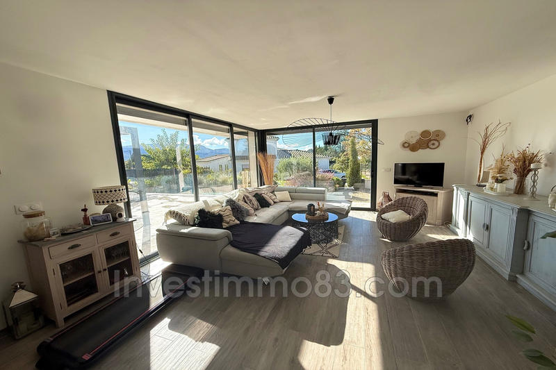 Maison - 130 m² - 4 pièces