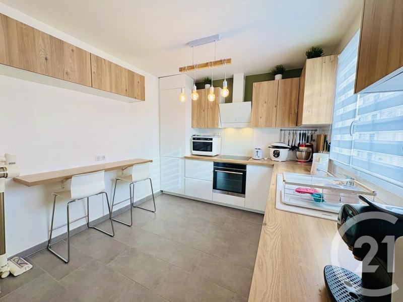 Maison - 110 m² - 6 pièces