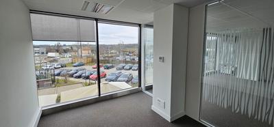 Bureau - 160 m² - 1 pièce