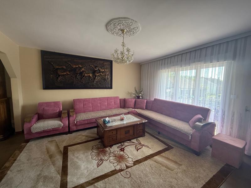 Maison - 178 m² - 6 pièces