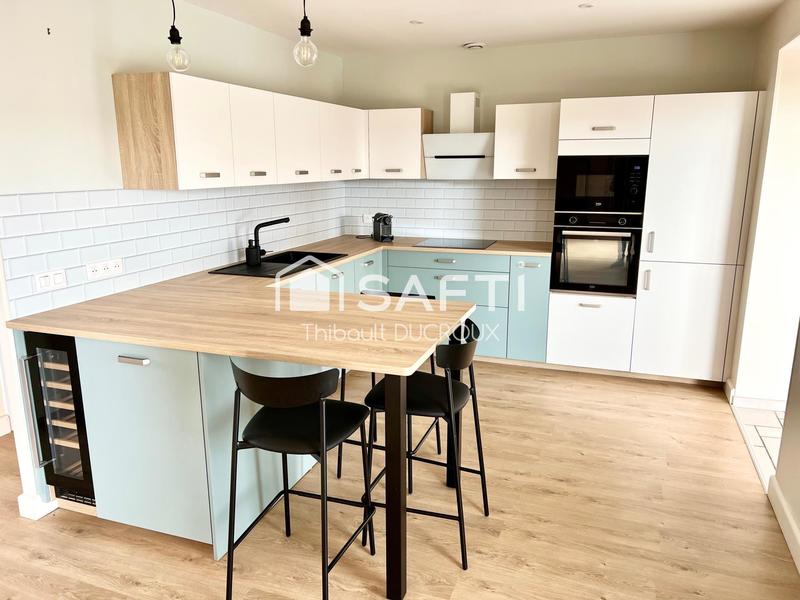 Maison - 157 m² - 8 pièces