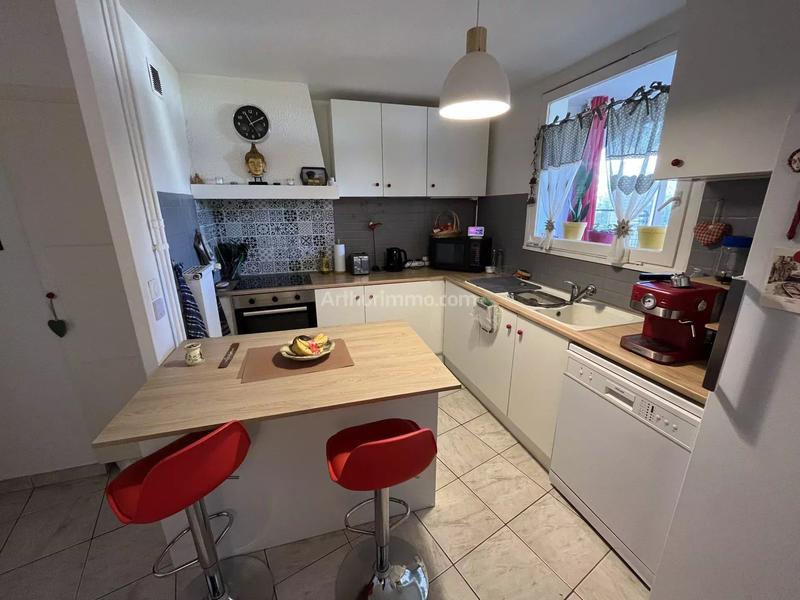 Appartement - 80 m² - 4 pièces