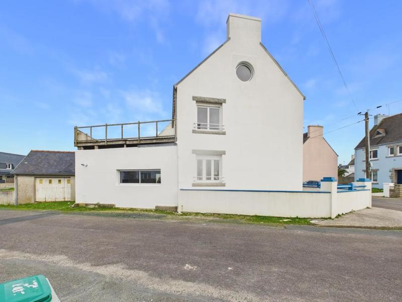 Maison - 111 m² - 7 pièces