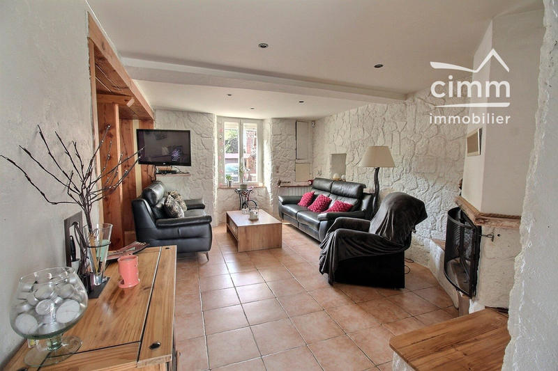 Maison - 151 m² - 5 pièces